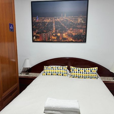 Room Familiar Sants Barcelona Exteriér fotografie