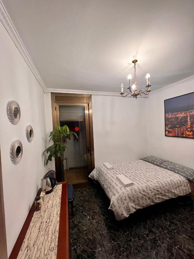 Room Familiar Sants Barcelona Exteriér fotografie