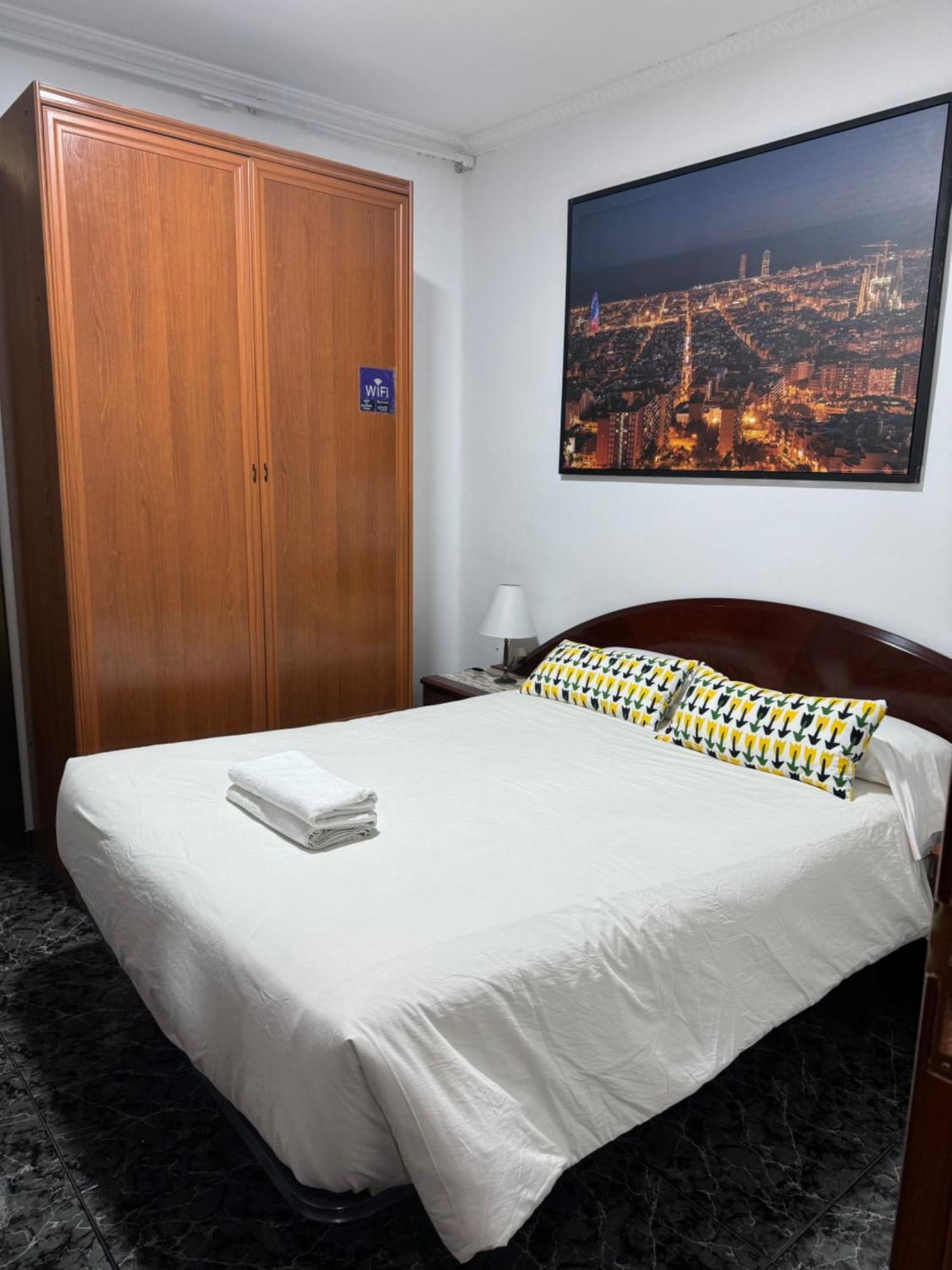 Room Familiar Sants Barcelona Exteriér fotografie